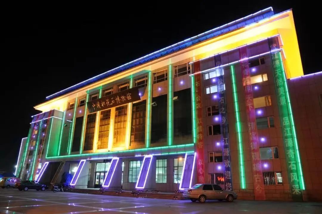 国庆白山旅游线路_国庆节旅游图_长白山一日游推荐