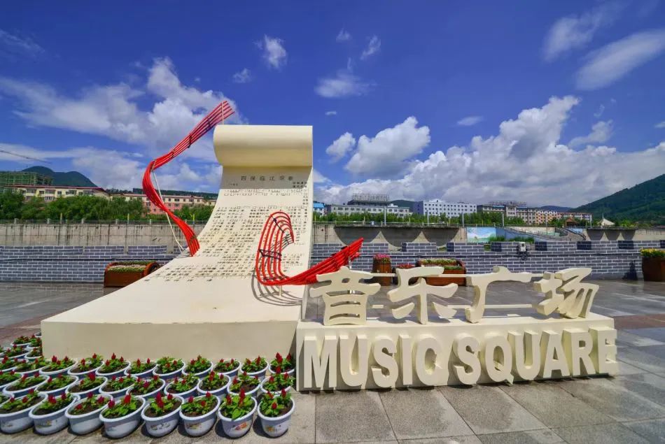 长白山一日游推荐_国庆白山旅游线路_国庆节旅游图