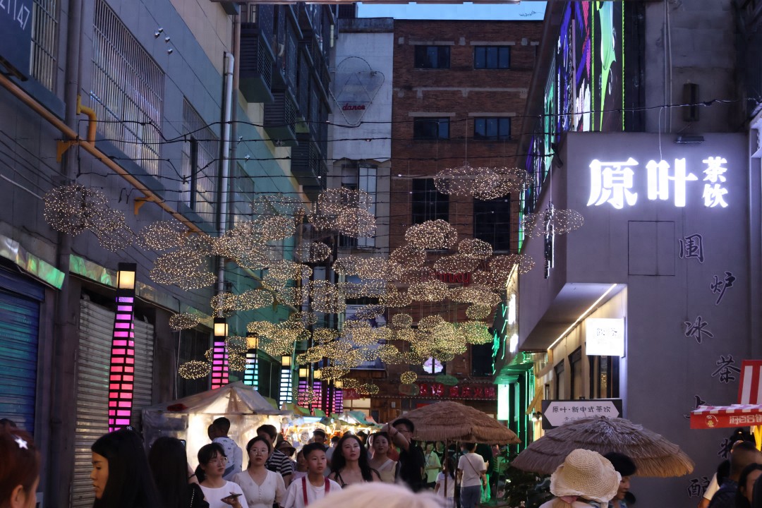 贵阳热门景点推荐_国庆节旅游图_贵阳国庆旅游攻略