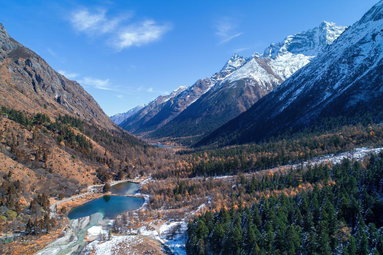 稻城亚丁秋色最佳观赏期_四川秋景推荐_成都十一旅游攻略