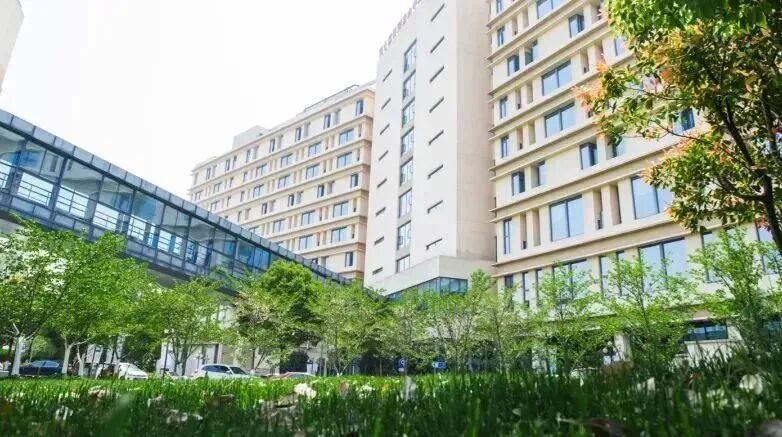 华山医院中秋节门诊安排_复旦大学附属医院国庆门诊安排_国庆节医院放假吗